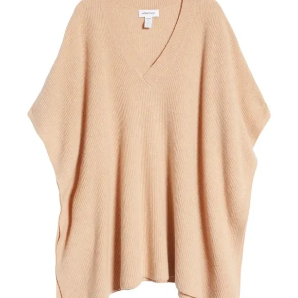 Womens Cape - Picture 2 of 7